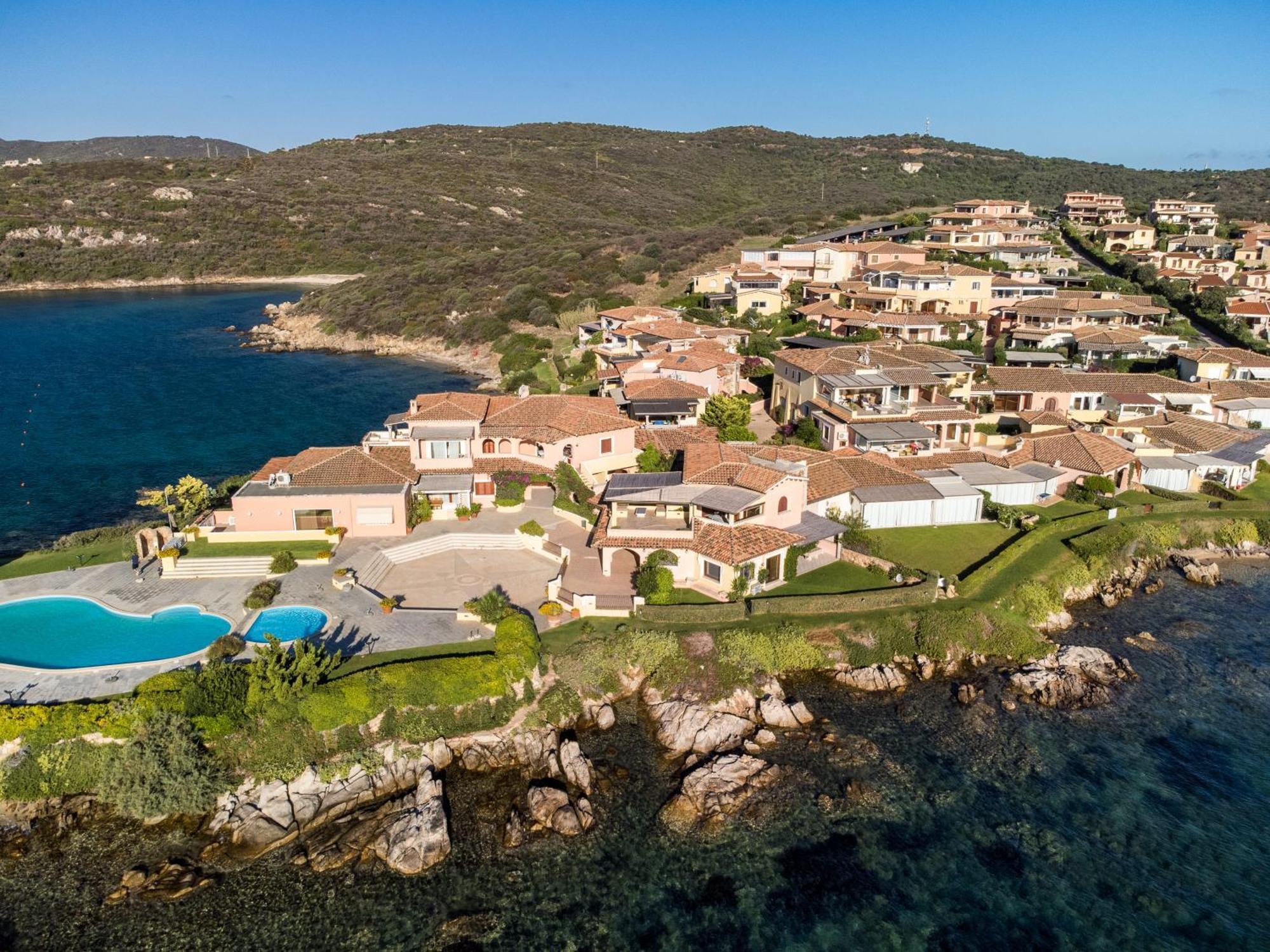 S'Abba Seafront Apartments - Your House In Sardinia 阿兰奇湾城 外观 照片