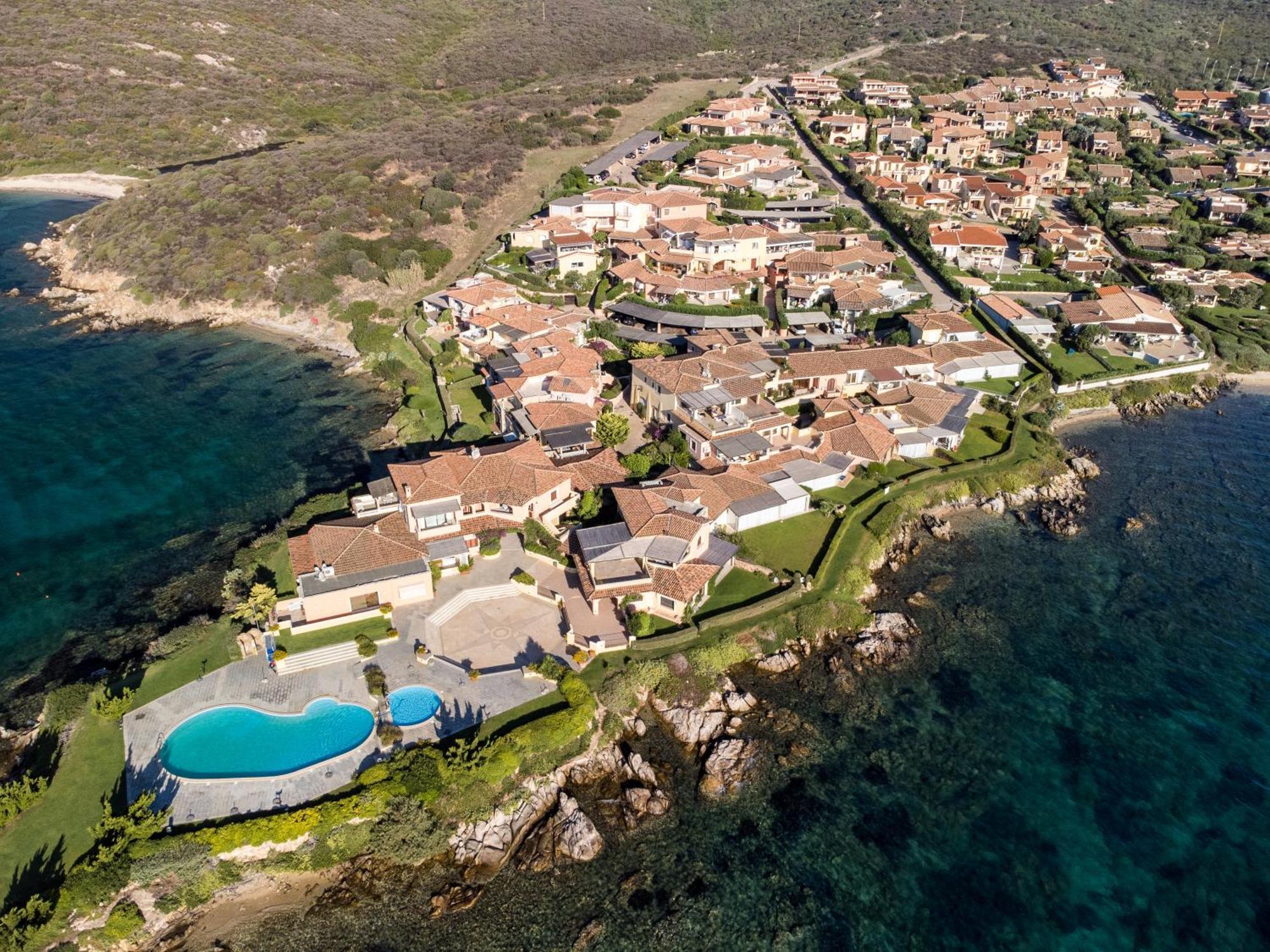 S'Abba Seafront Apartments - Your House In Sardinia 阿兰奇湾城 外观 照片