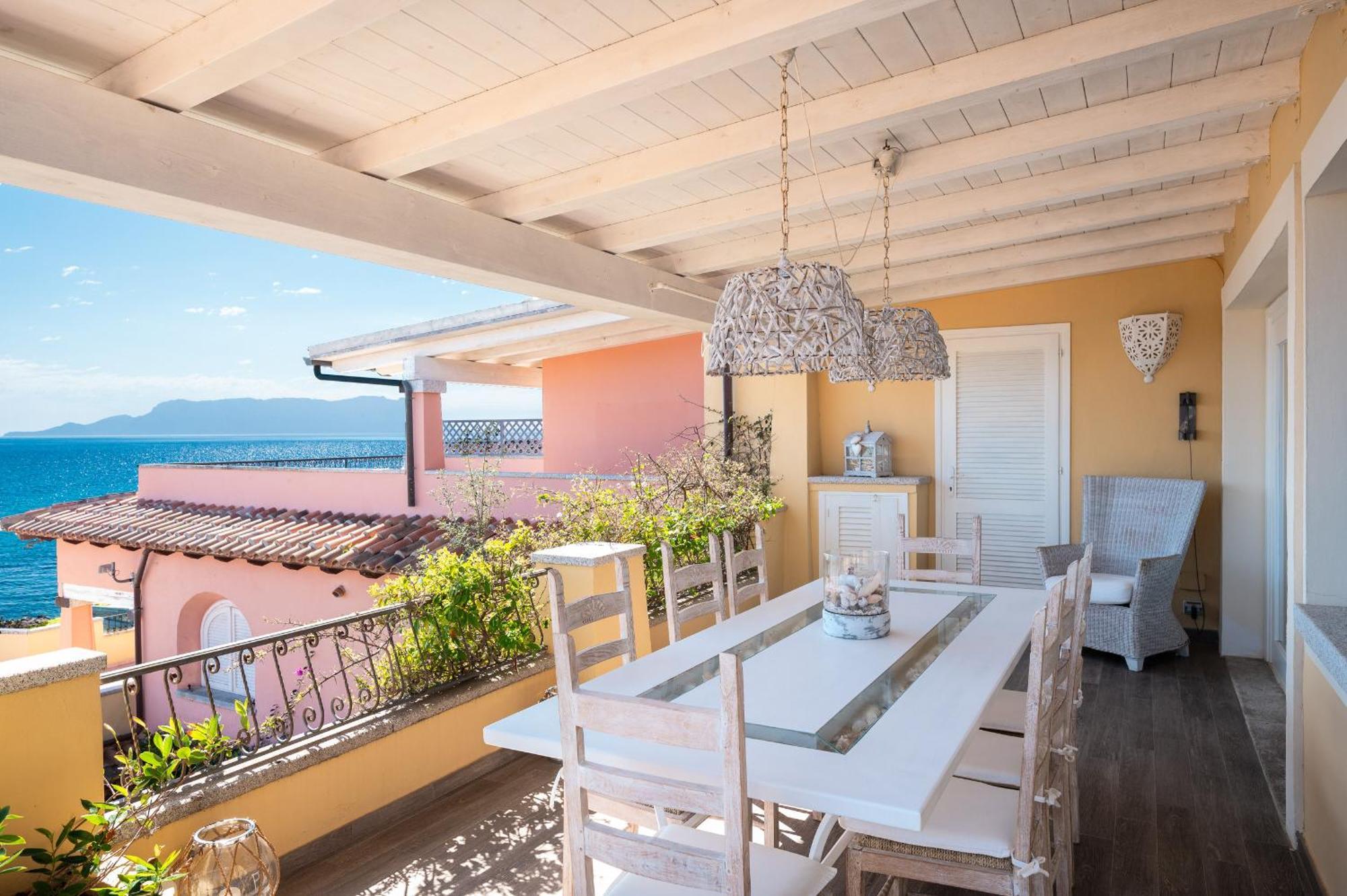 S'Abba Seafront Apartments - Your House In Sardinia 阿兰奇湾城 外观 照片