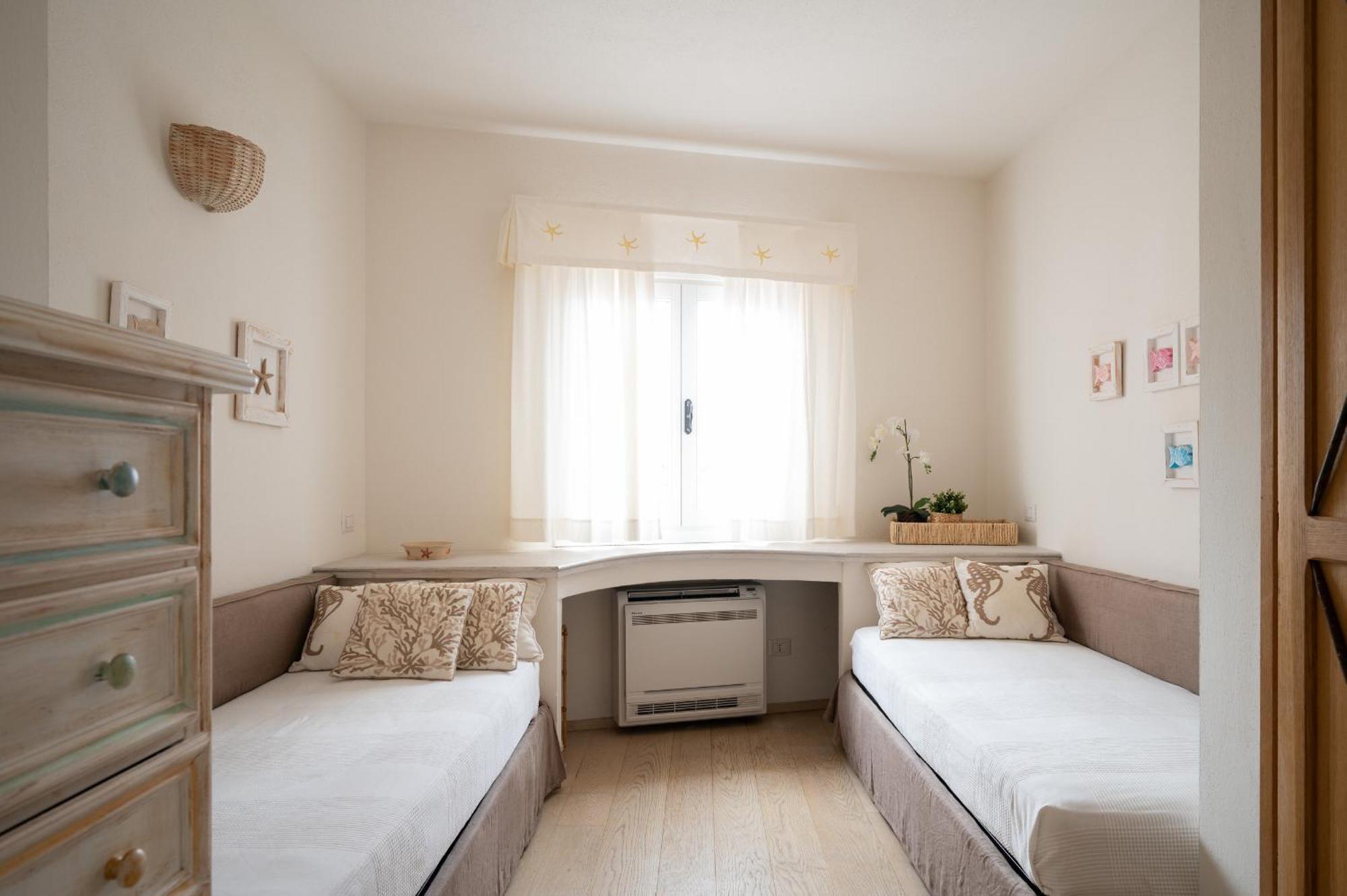 S'Abba Seafront Apartments - Your House In Sardinia 阿兰奇湾城 外观 照片