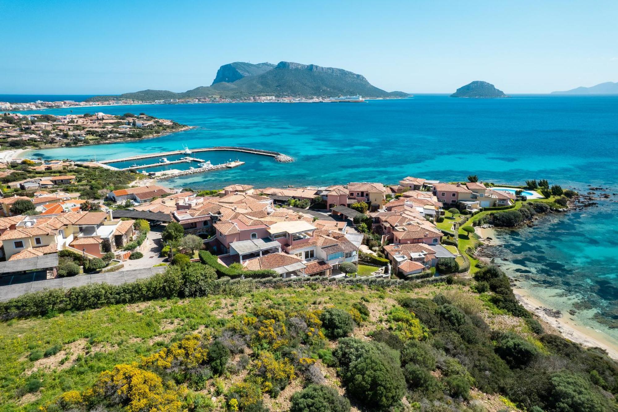 S'Abba Seafront Apartments - Your House In Sardinia 阿兰奇湾城 外观 照片